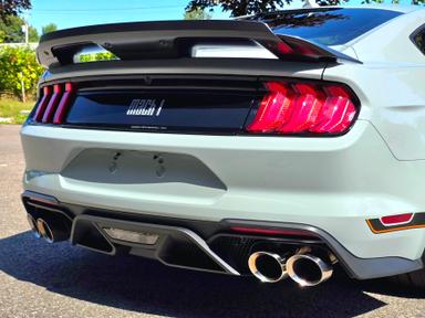 Ford Mustang 2022 - Thumbnail 9