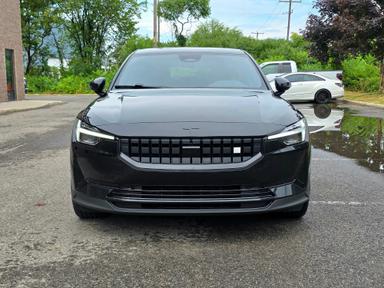 Polestar 2 2023 - Thumbnail 3