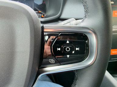Polestar 2 2023 - Thumbnail 25