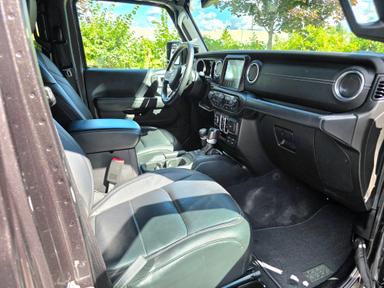 Jeep Wrangler 2019 - Thumbnail 18