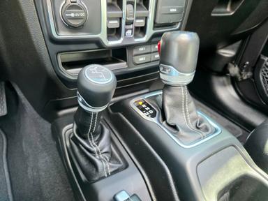 Jeep Wrangler 2019 - Thumbnail 24