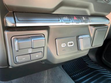 Chevrolet Silverado 1500 2021 - Thumbnail 22