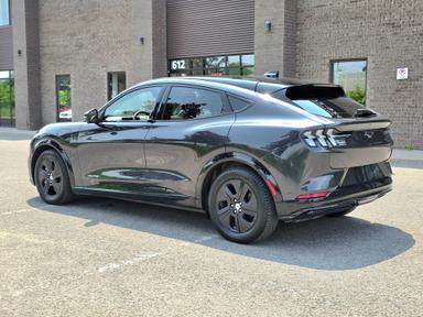 Ford Mustang Mach-E 2022 - Thumbnail 8
