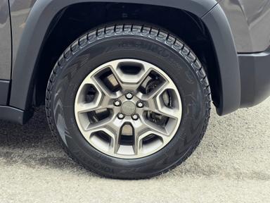 Jeep Cherokee 2021 - Thumbnail 10