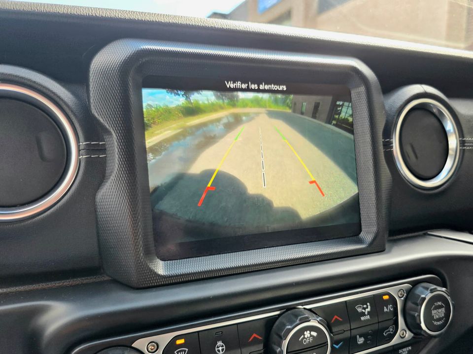 Jeep Wrangler 2019 - Image 26