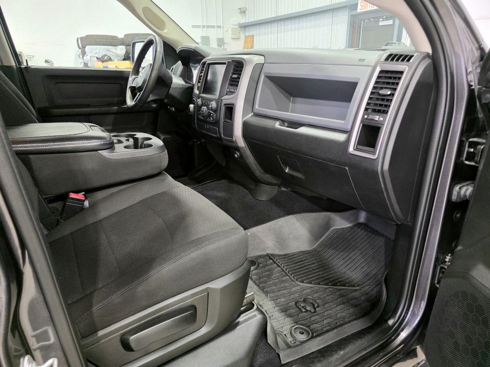 Ram 1500 Classic 2020 - Image 13