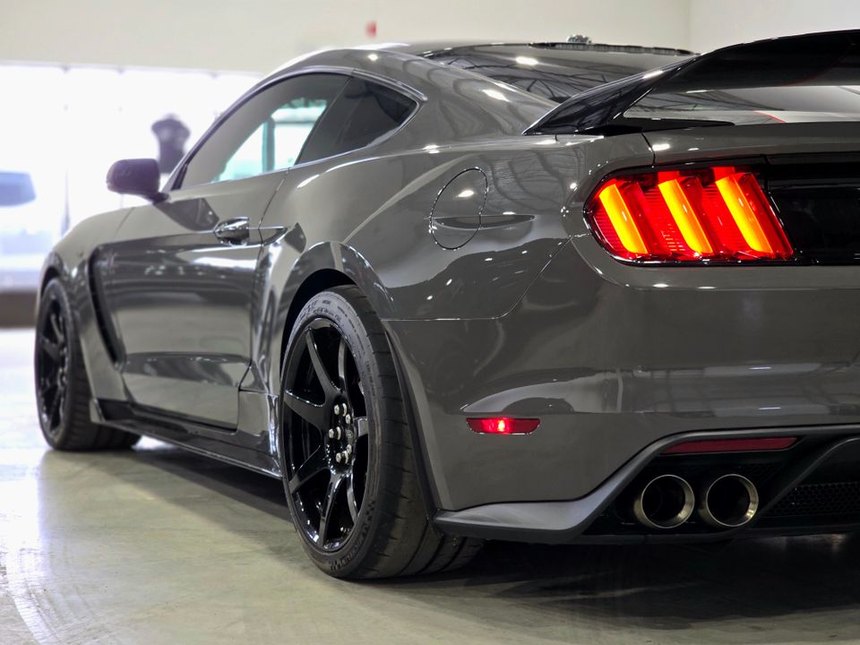Ford Shelby GT350 GT350R Shelby 2018 | MDF Auto Inc