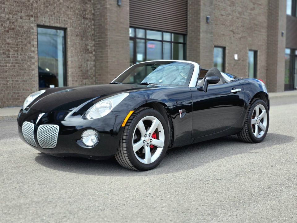 06 Solstice Convertable Pontiac Solstice 2dr Convertible 2006 | MDF Auto Inc